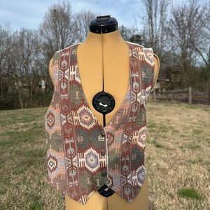 Van Heusen For Her vest. Aztec print